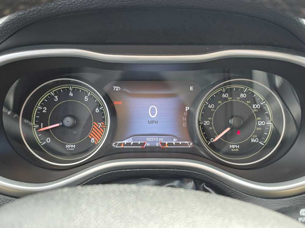 Thumbnail: 2014 Jeep Cherokee - 20