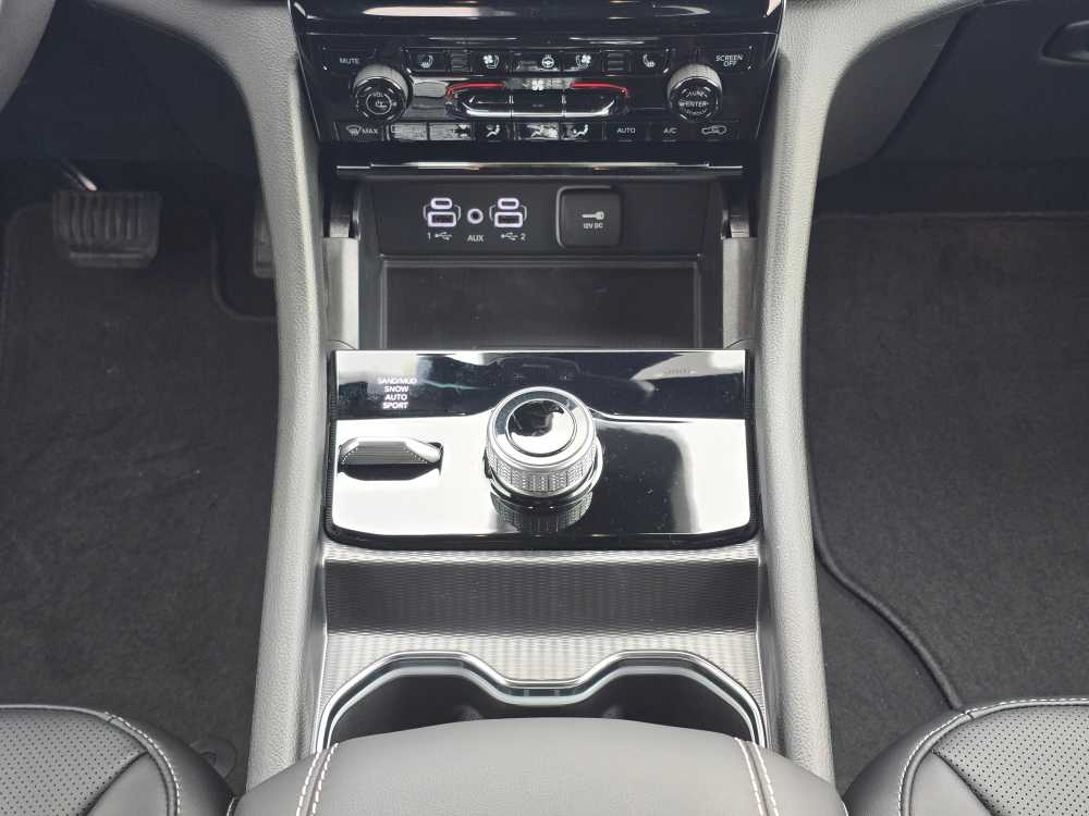 Thumbnail: 2025 Jeep Grand Cherokee L - 13