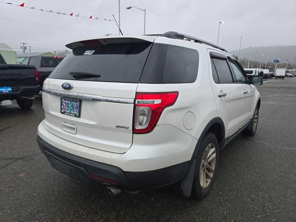 Thumbnail: 2012 Ford Explorer - 3