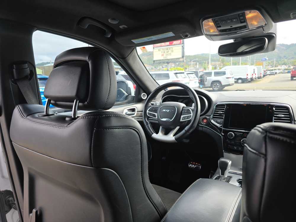 Thumbnail: 2020 Jeep Grand Cherokee - 10