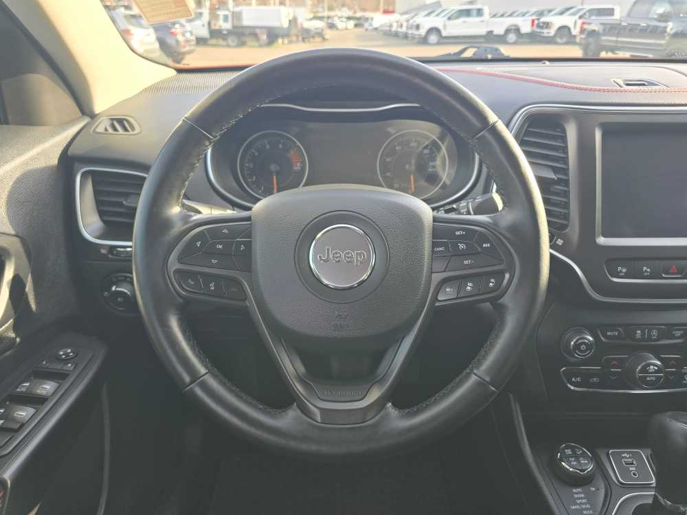 Thumbnail: 2021 Jeep Cherokee - 11