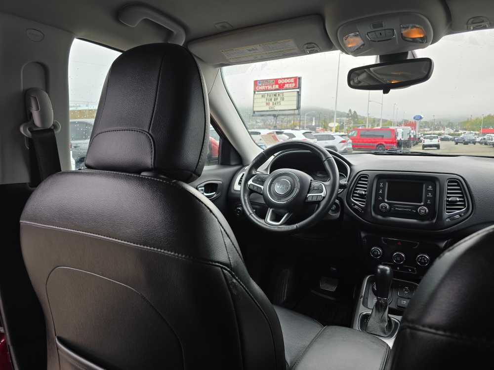 Thumbnail: 2018 Jeep Compass - 10