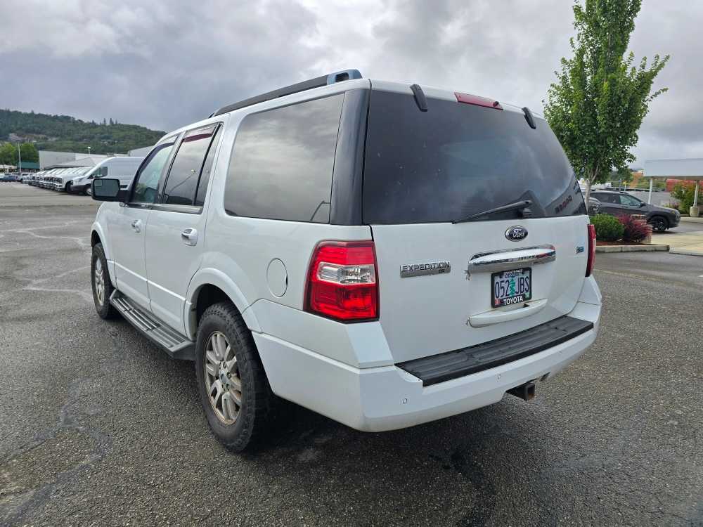 Used 2013 Ford Expedition XLT with VIN 1FMJU1J57DEF09290 for sale in Roseburg, OR