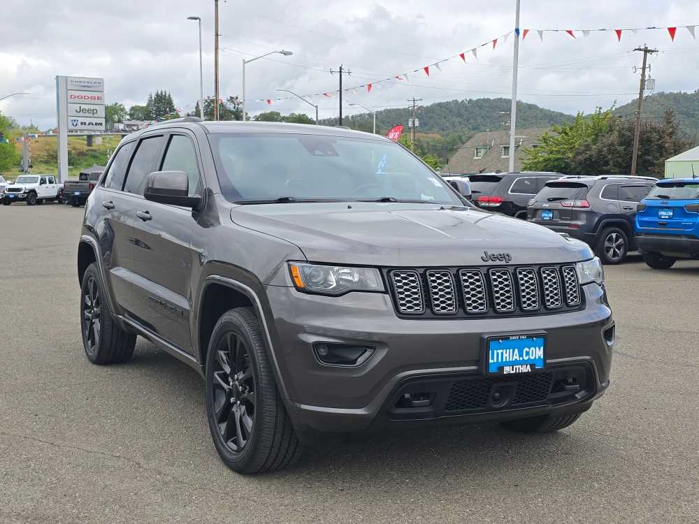 Thumbnail: 2021 Jeep Grand Cherokee - 6
