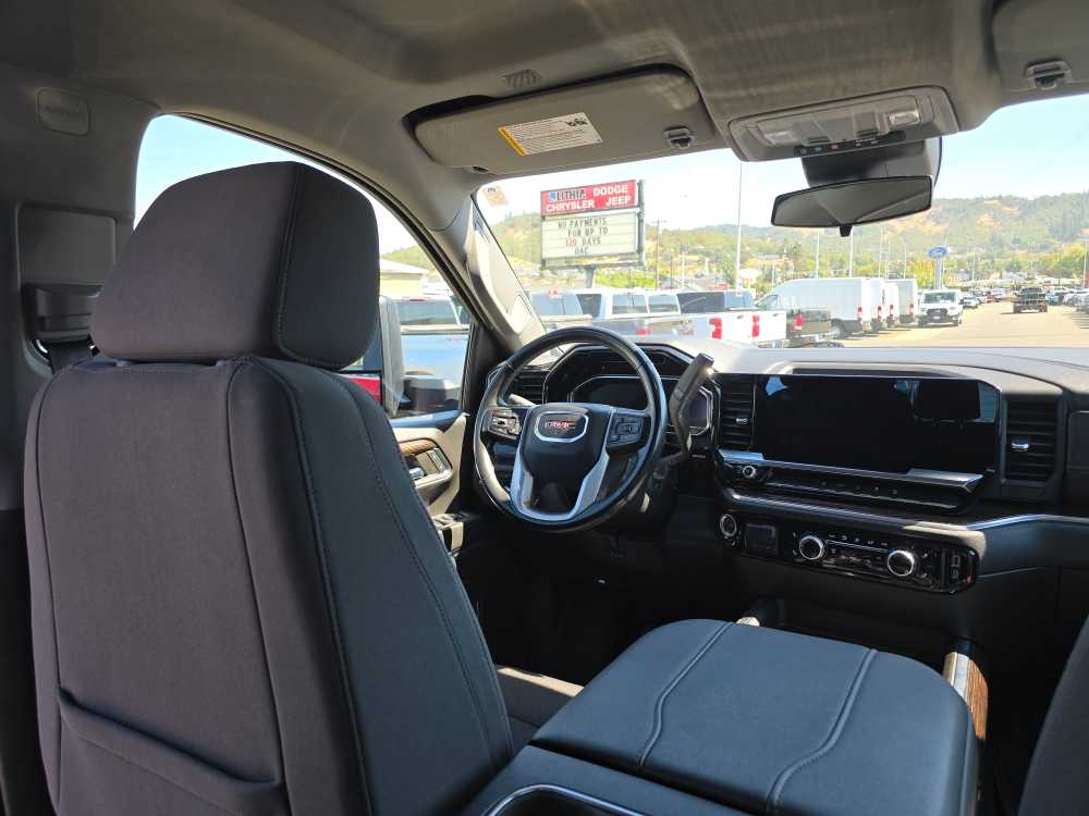Thumbnail: 2024 GMC Sierra 3500 - 10