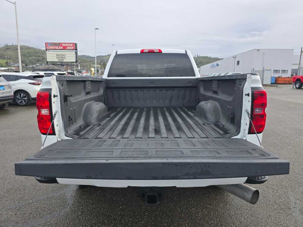 Thumbnail: 2015 Chevrolet Silverado 3500 - 20