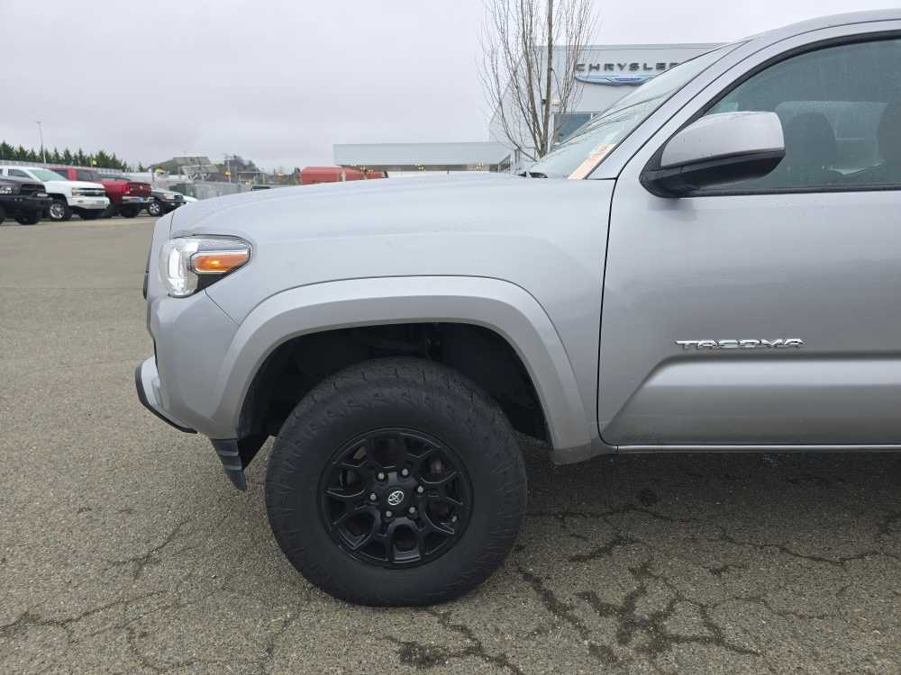 Thumbnail: 2021 Toyota Tacoma - 6