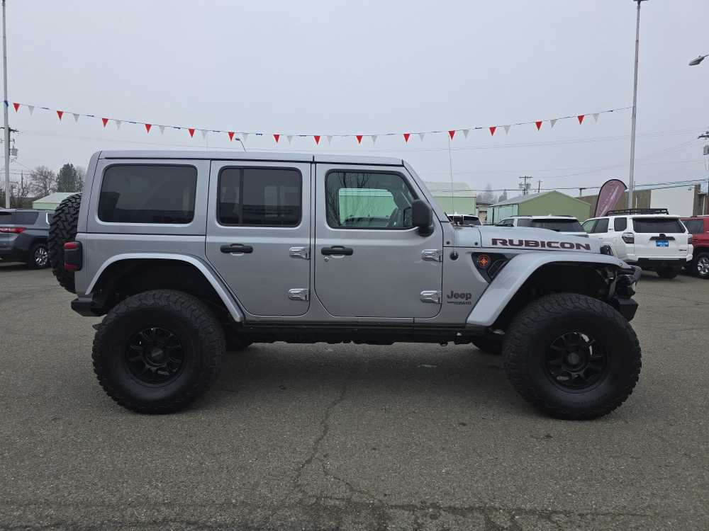 Thumbnail: 2020 Jeep Wrangler - 6