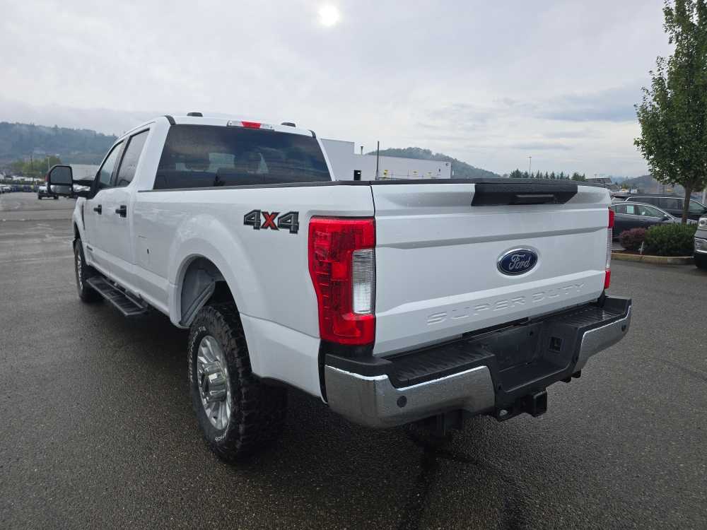 Thumbnail: 2021 Ford F-350 - 2