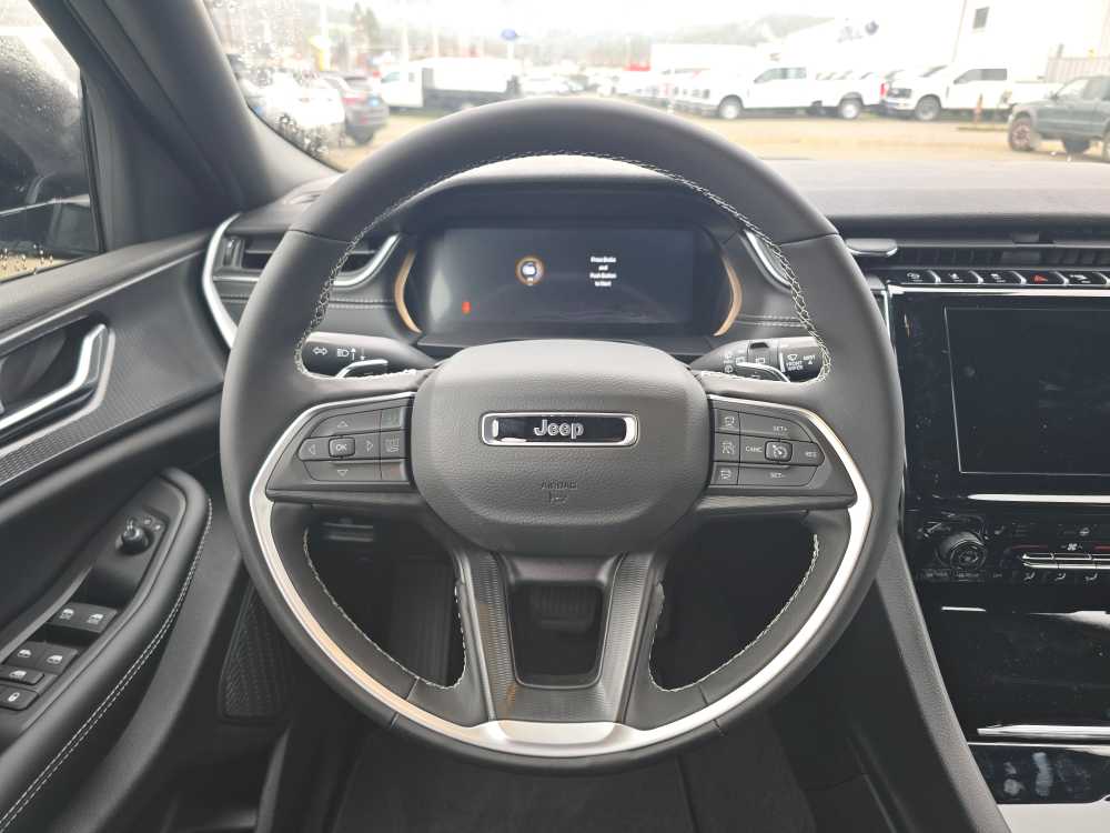 Thumbnail: 2025 Jeep Grand Cherokee L - 11