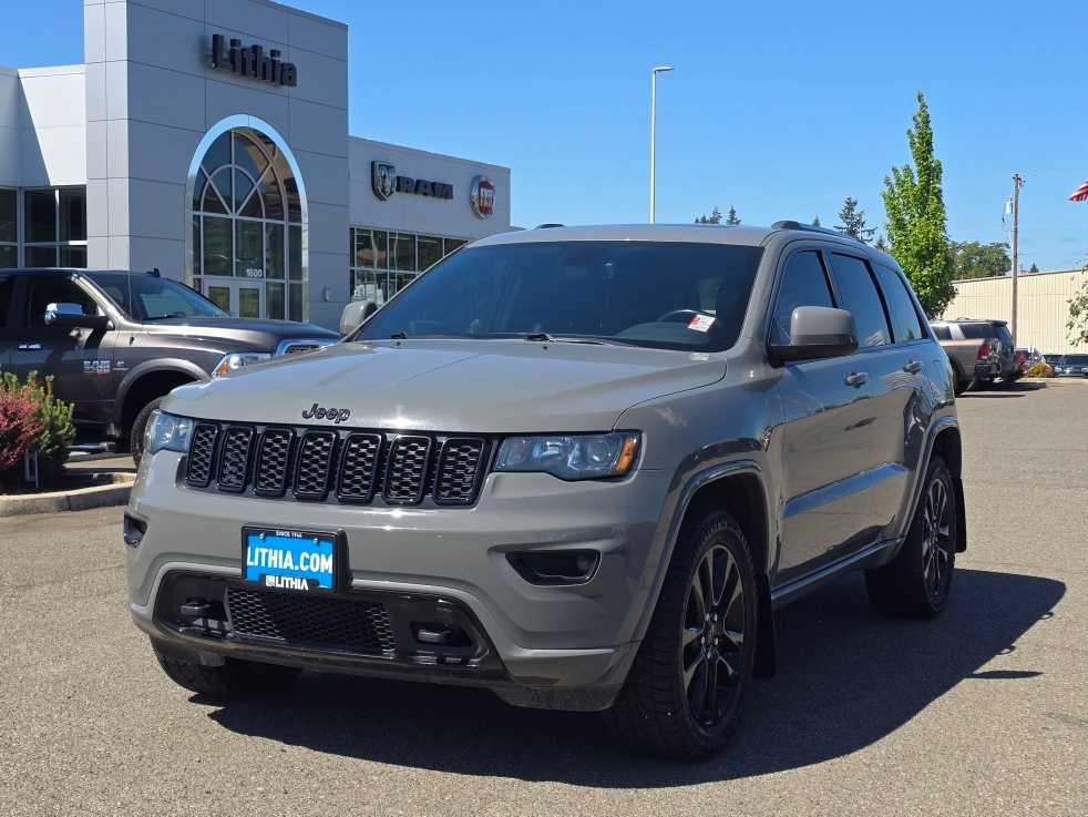 2019 Jeep Grand Cherokee Altitude's photo