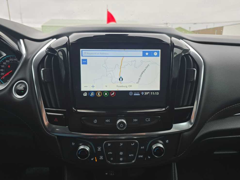 Thumbnail: 2021 Chevrolet Traverse - 12