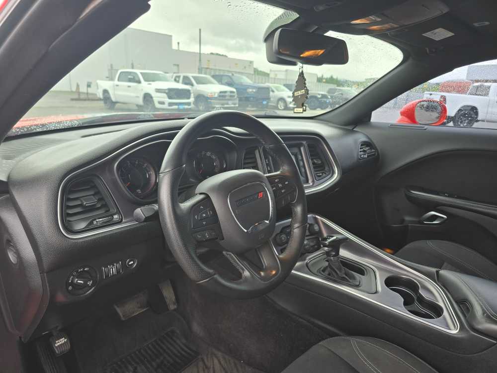 Thumbnail: 2017 Dodge Challenger - 9