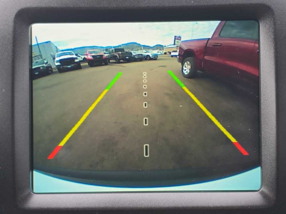 Thumbnail: 2019 Jeep Cherokee - 19