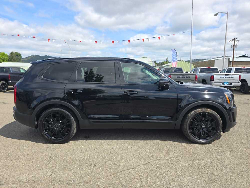 Thumbnail: 2022 Kia Telluride - 5