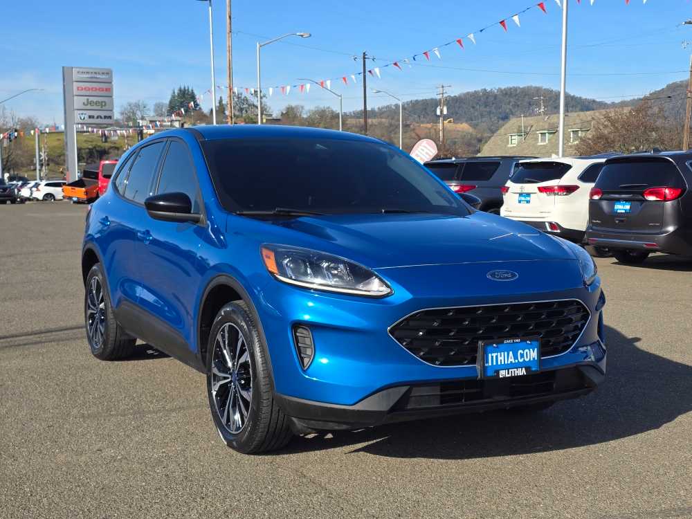 Thumbnail: 2021 Ford Escape - 7