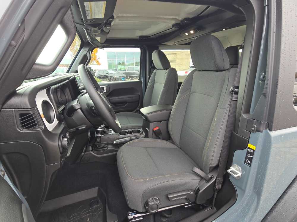 Thumbnail: 2026 Jeep Wrangler - 14