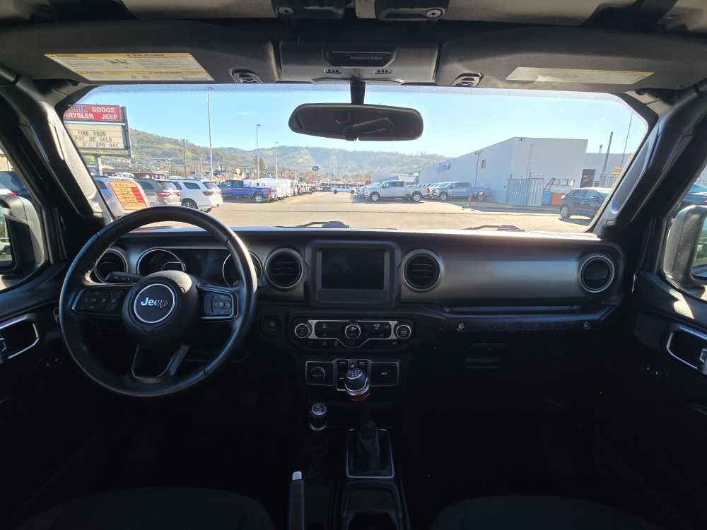 Thumbnail: 2018 Jeep Wrangler - 15