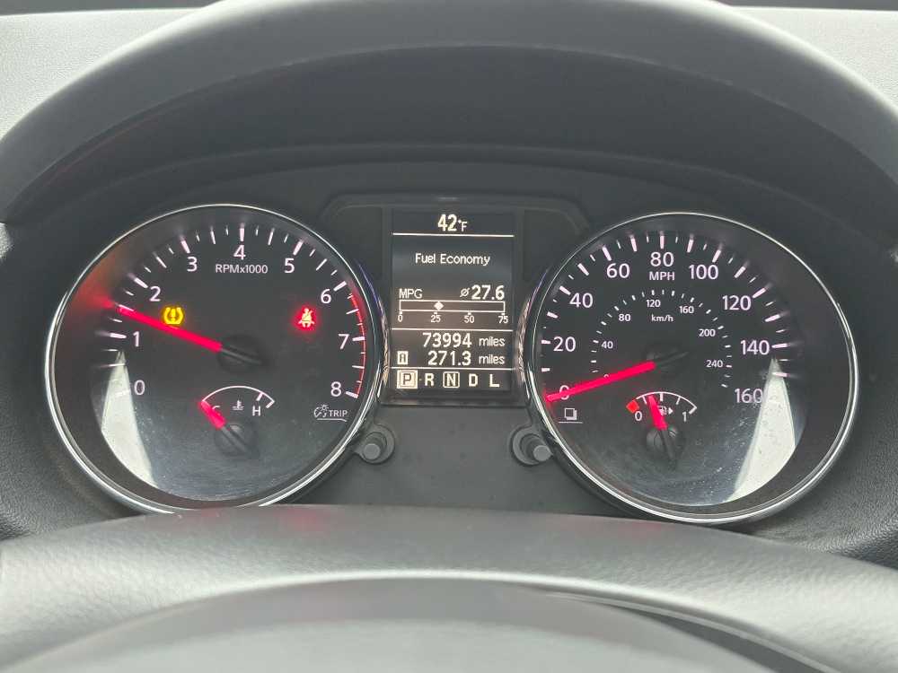 Thumbnail: 2015 Nissan Rogue - 20