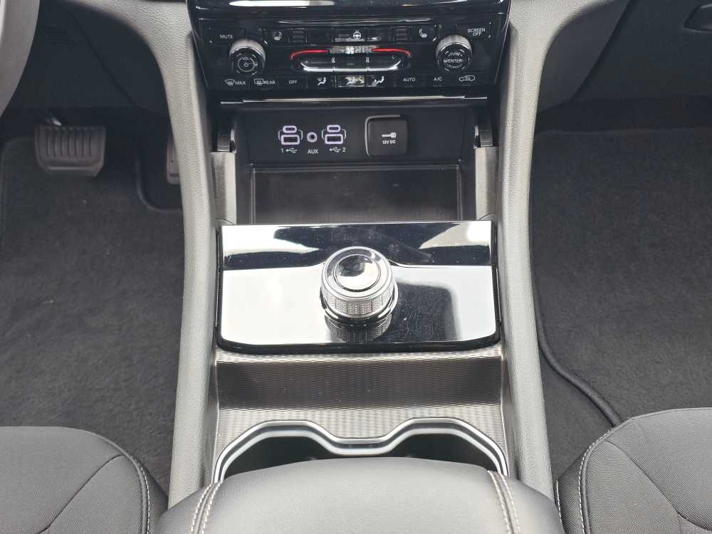 Thumbnail: 2024 Jeep Grand Cherokee L - 13