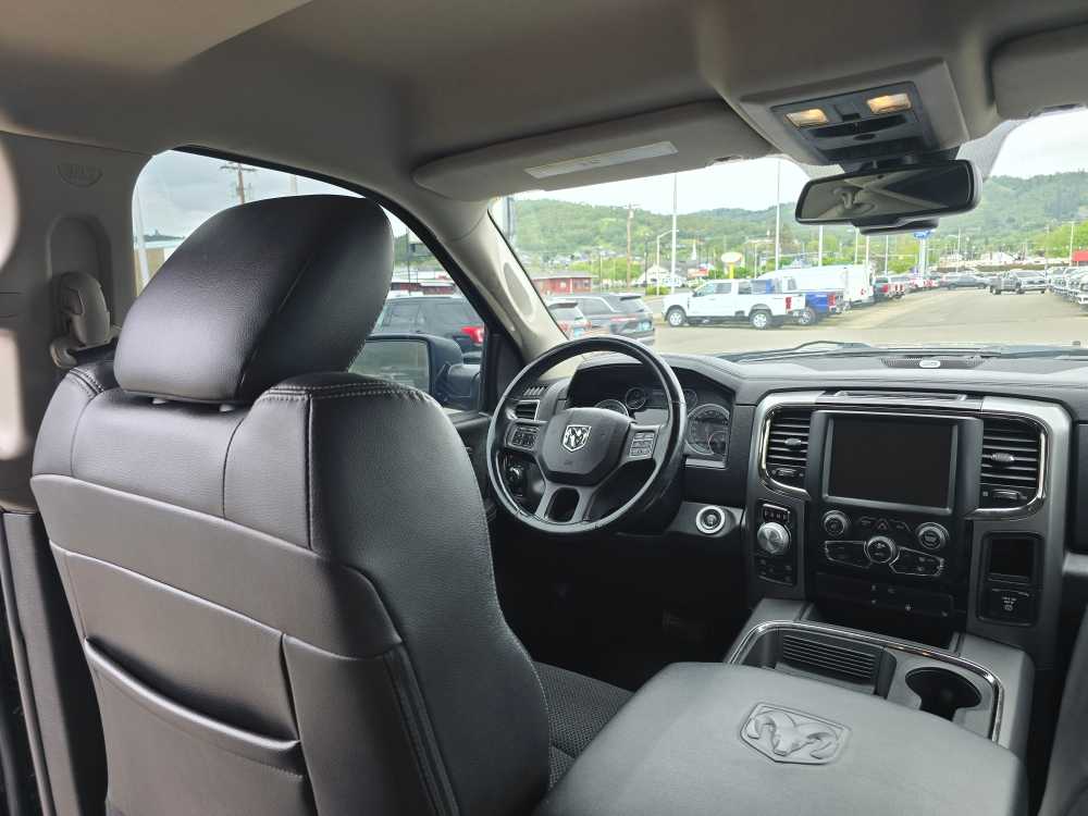 Thumbnail: 2015 RAM 1500 - 10