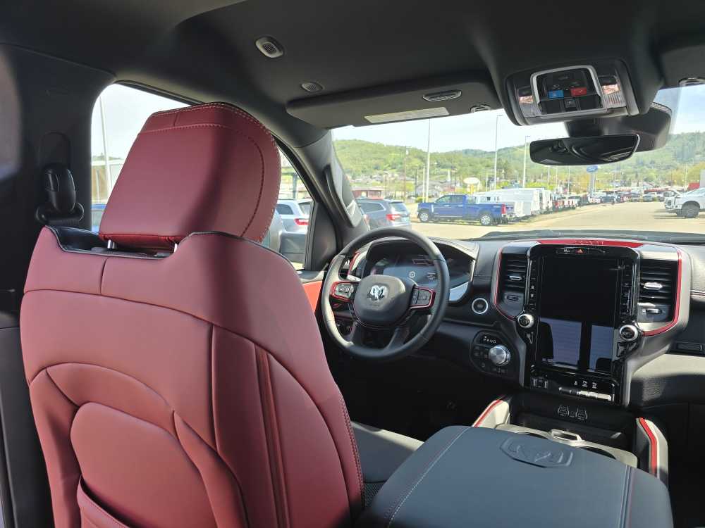 Thumbnail: 2026 RAM 1500 - 10