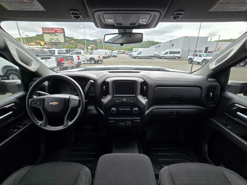 Thumbnail: 2021 Chevrolet Silverado 3500 - 16