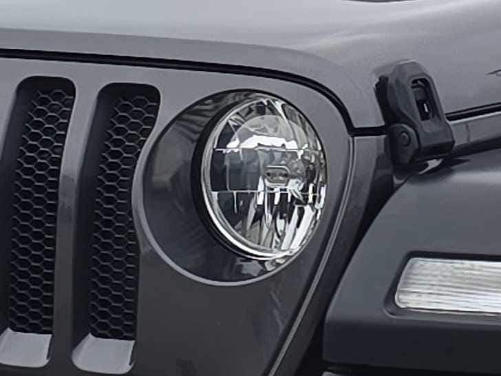 Thumbnail: 2023 Jeep Wrangler - 18