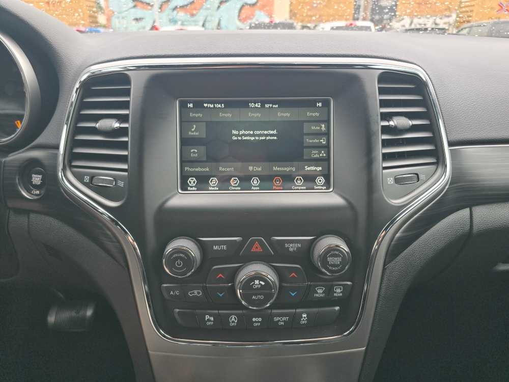 Thumbnail: 2020 Jeep Grand Cherokee - 12