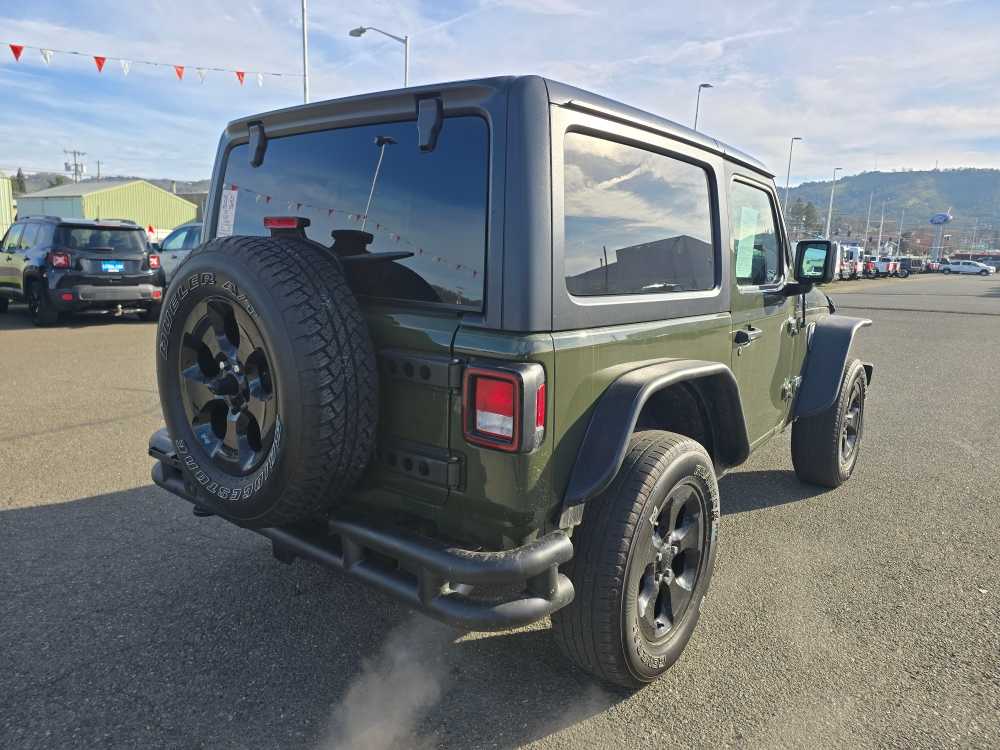 Thumbnail: 2021 Jeep Wrangler - 3