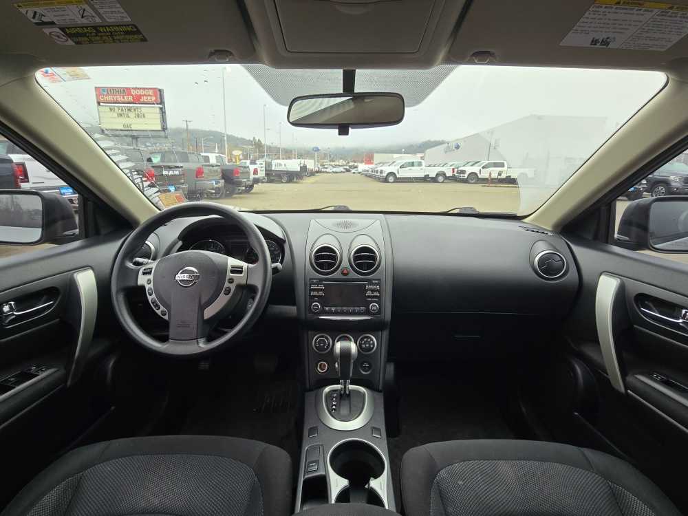 Thumbnail: 2015 Nissan Rogue - 15