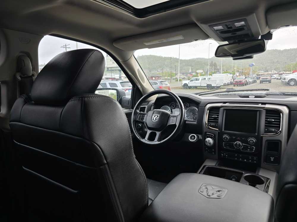 Thumbnail: 2014 RAM 1500 - 10
