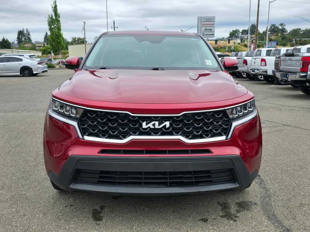 2022 Kia Sorento LX 8