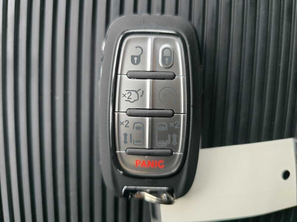 Thumbnail: 2026 Chrysler Pacifica - 22