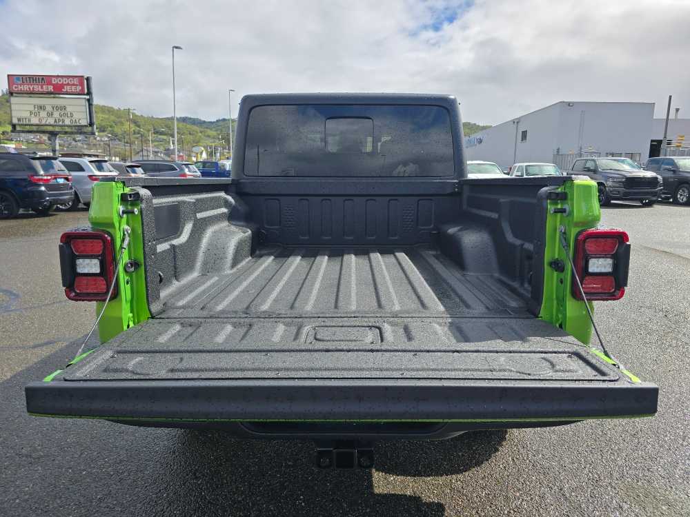 Thumbnail: 2026 Jeep Gladiator - 19