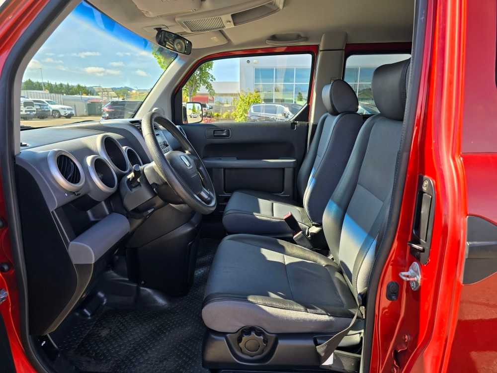Thumbnail: 2003 Honda Element - 9
