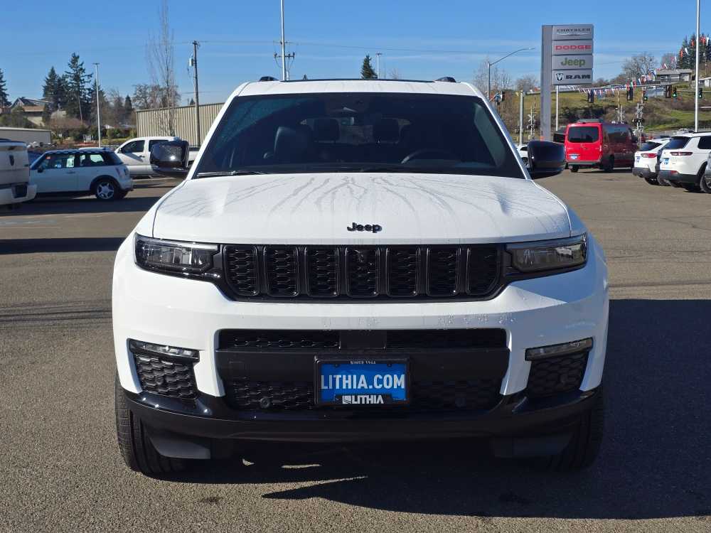 Thumbnail: 2025 Jeep Grand Cherokee L - 8