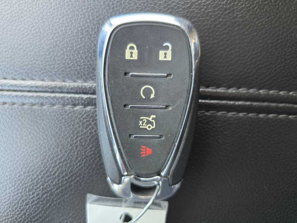 Thumbnail: 2024 Chevrolet Malibu - 21
