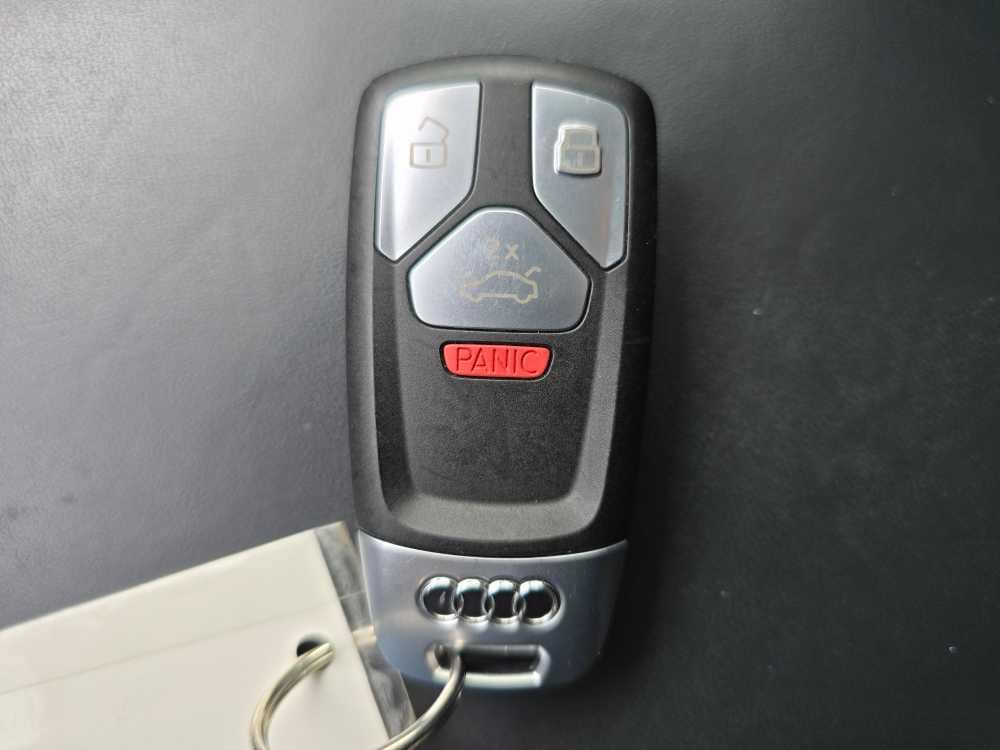 Thumbnail: 2020 Audi S5 - 21