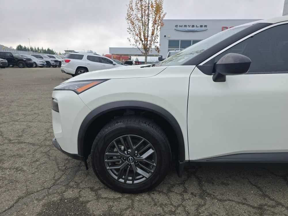 Thumbnail: 2022 Nissan Rogue - 18