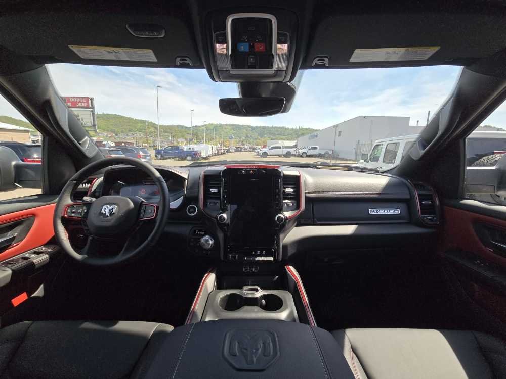 Thumbnail: 2026 RAM 1500 - 15