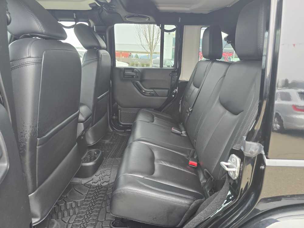 Thumbnail: 2014 Jeep Wrangler - 17