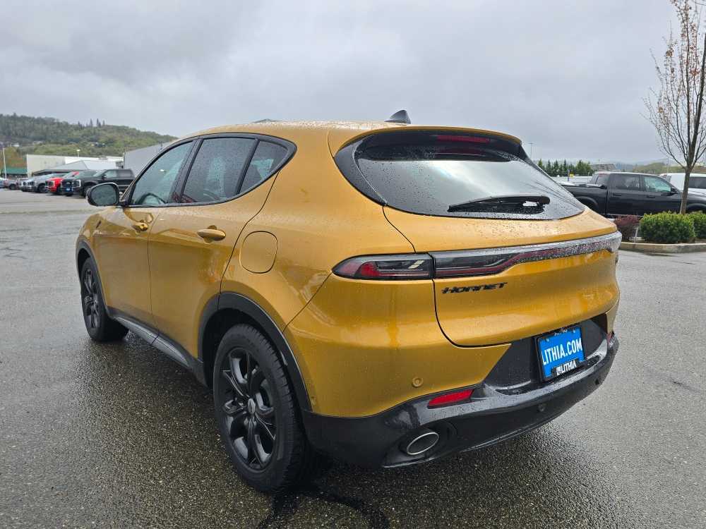 2024 Dodge Hornet R/T Plus photo 3