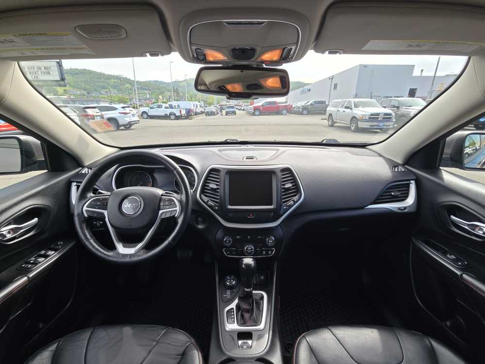 Thumbnail: 2014 Jeep Cherokee - 15