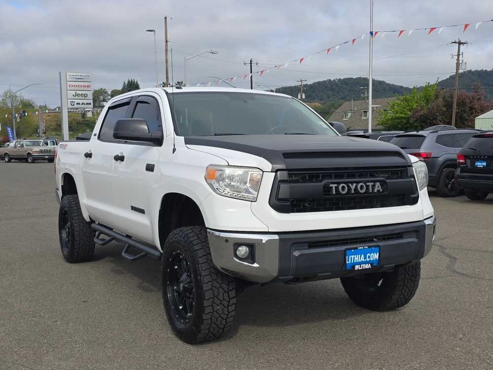 Thumbnail: 2014 Toyota Tundra - 7