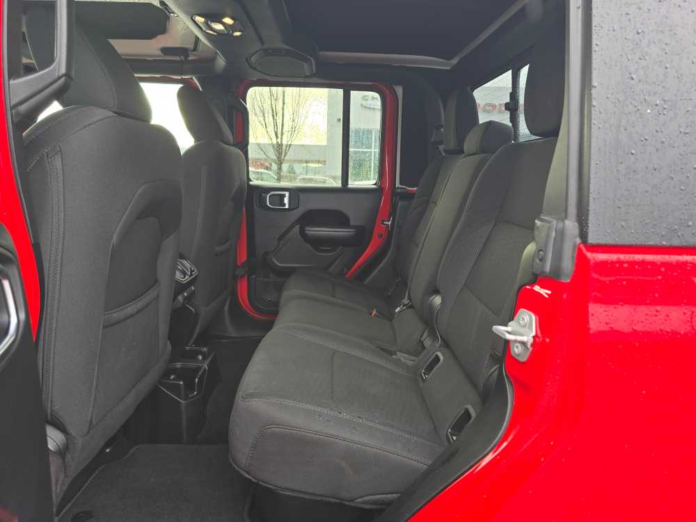 Thumbnail: 2020 Jeep Gladiator - 16