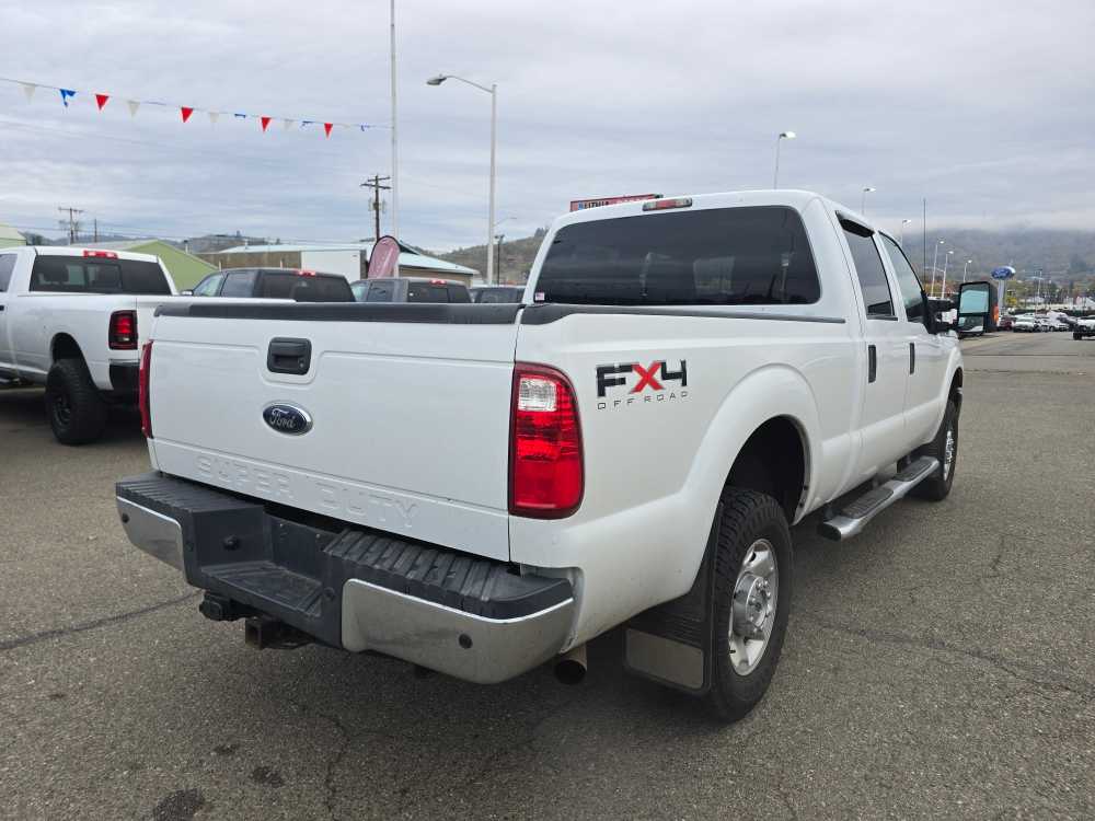 2011 Ford F-250 XLT photo 3