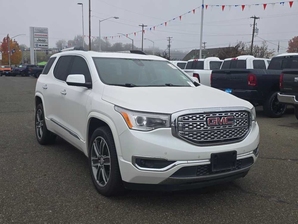 2018 Gmc Acadia Denali photo 3