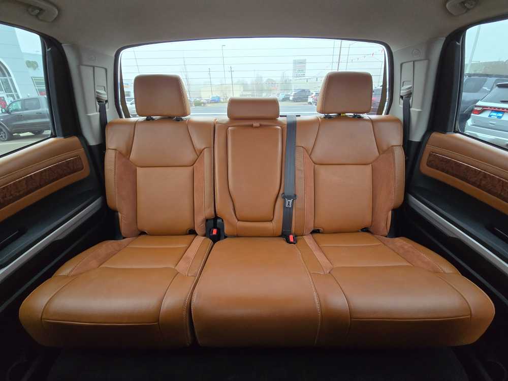 Thumbnail: 2018 Toyota Tundra - 17