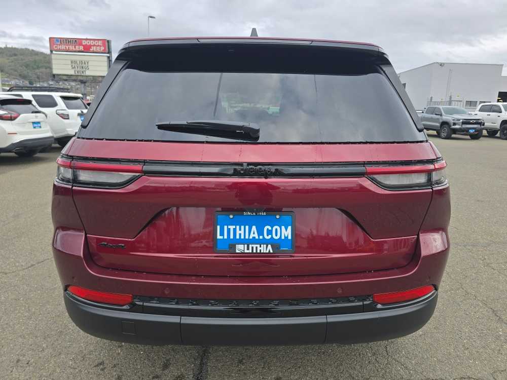 Thumbnail: 2025 Jeep Grand Cherokee - 4